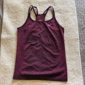 Nike Dri-Fit Tank XS